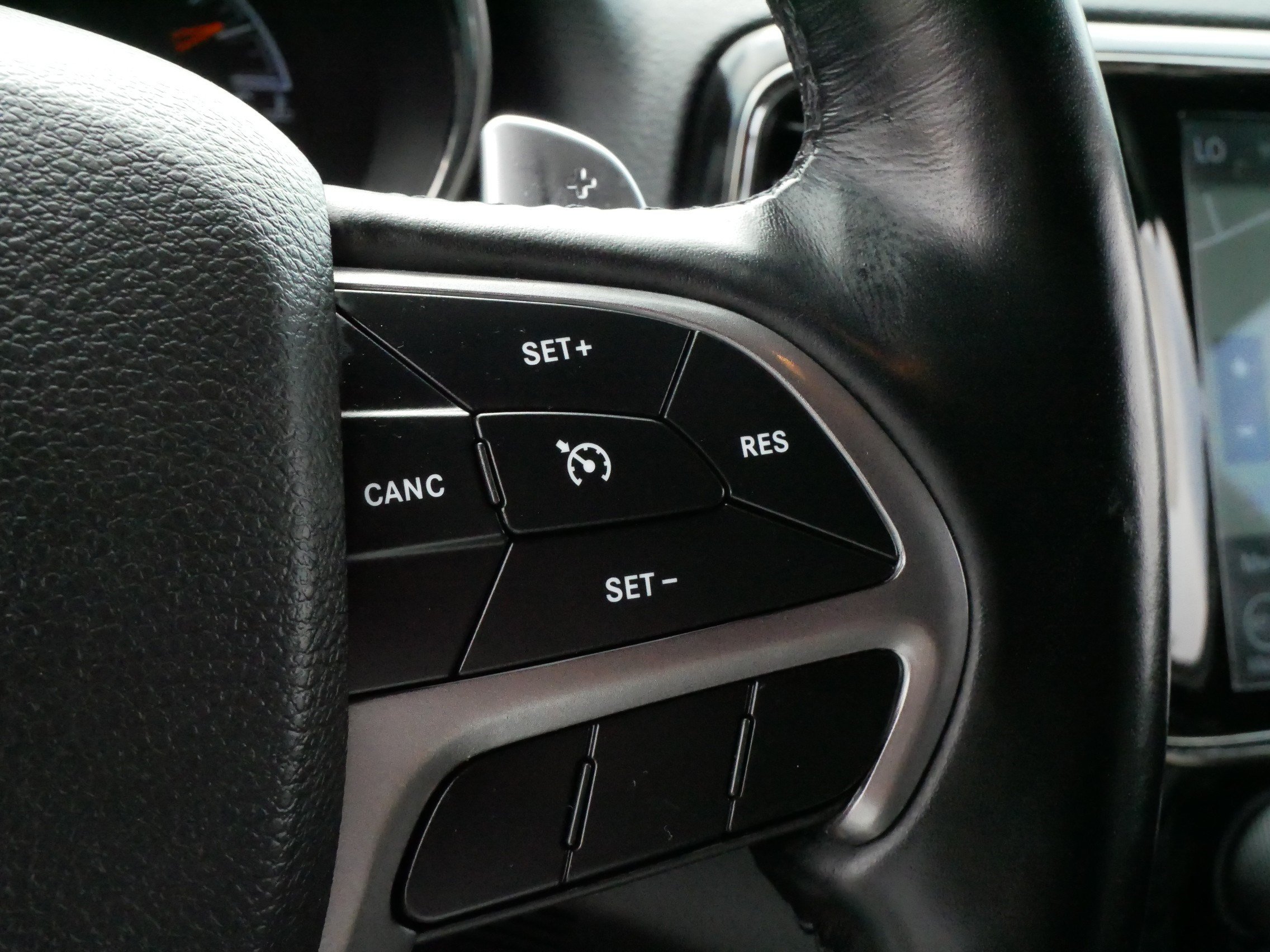 Used 2021 Jeep Grand Cherokee Limited X AWD/4WD image 26