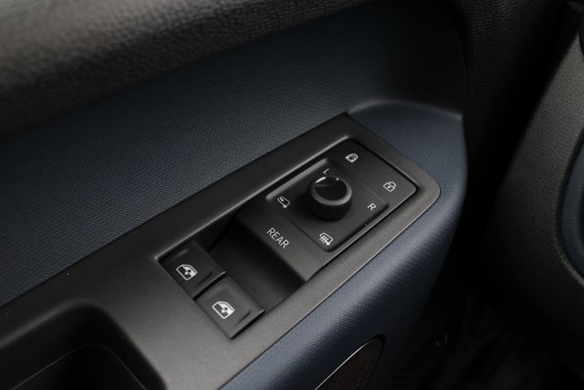 New 2025 Volkswagen ID. Buzz Pro S image 14