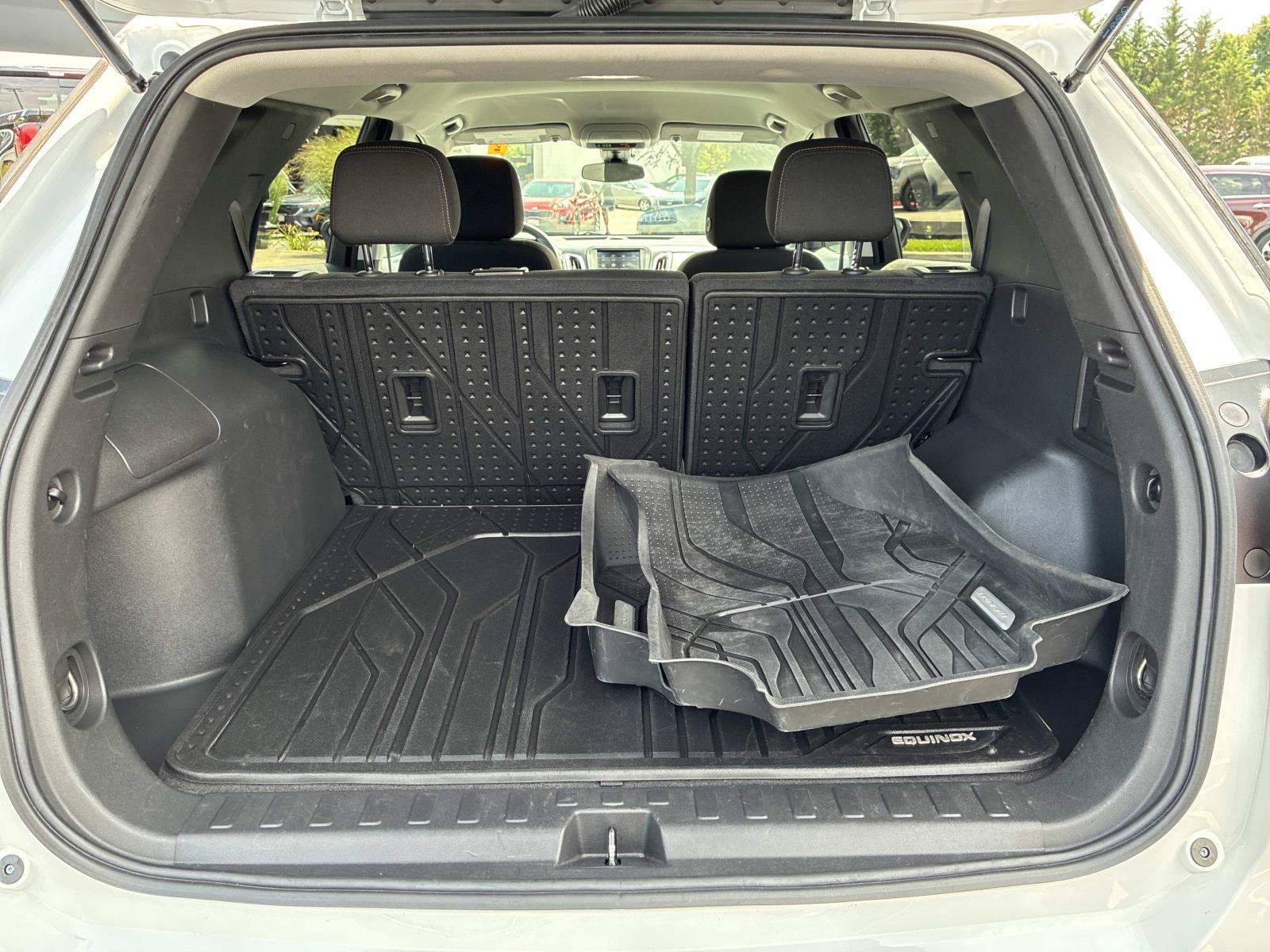 Used 2023 Chevrolet Equinox LT w/ LPO, Floor Liner Package AWD/4WD image 13