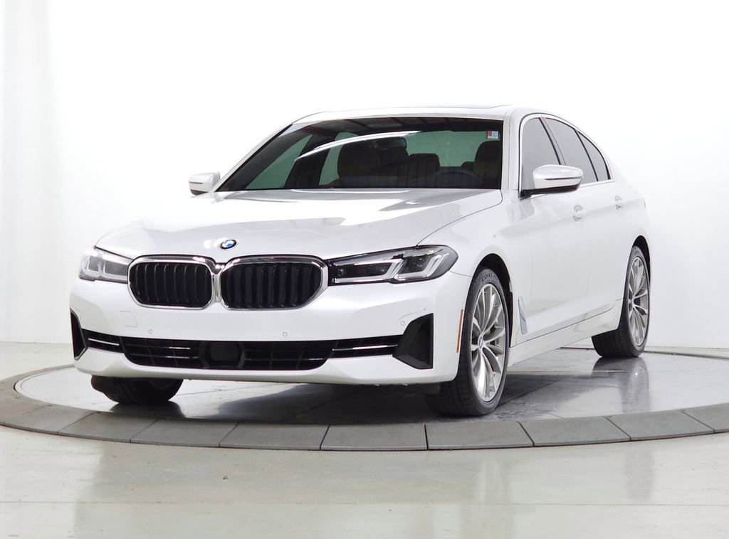 Used 2022 BMW 540i xDrive w/ Premium Package AWD/4WD image 3