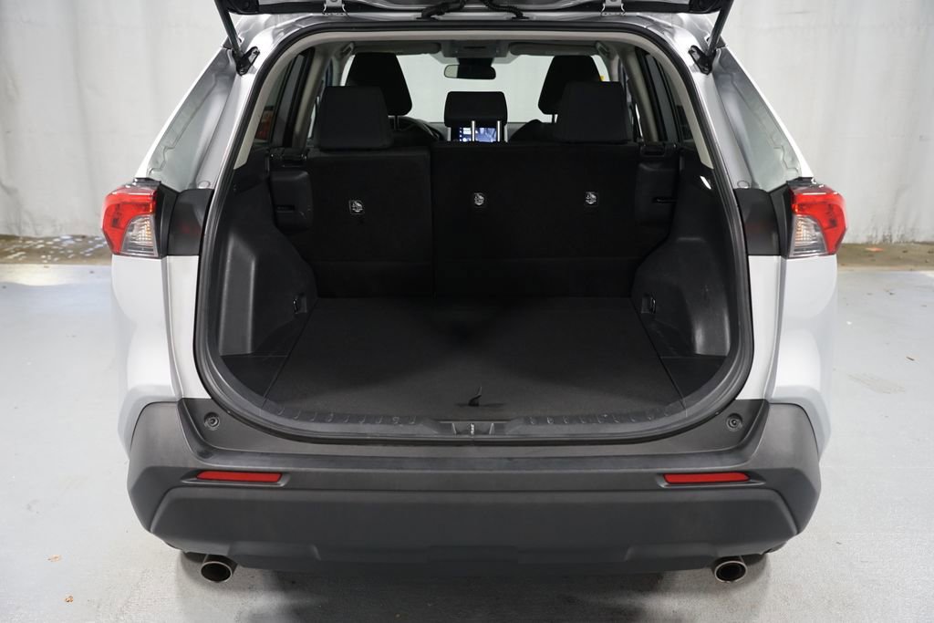 Certified 2023 Toyota RAV4 LE image 32