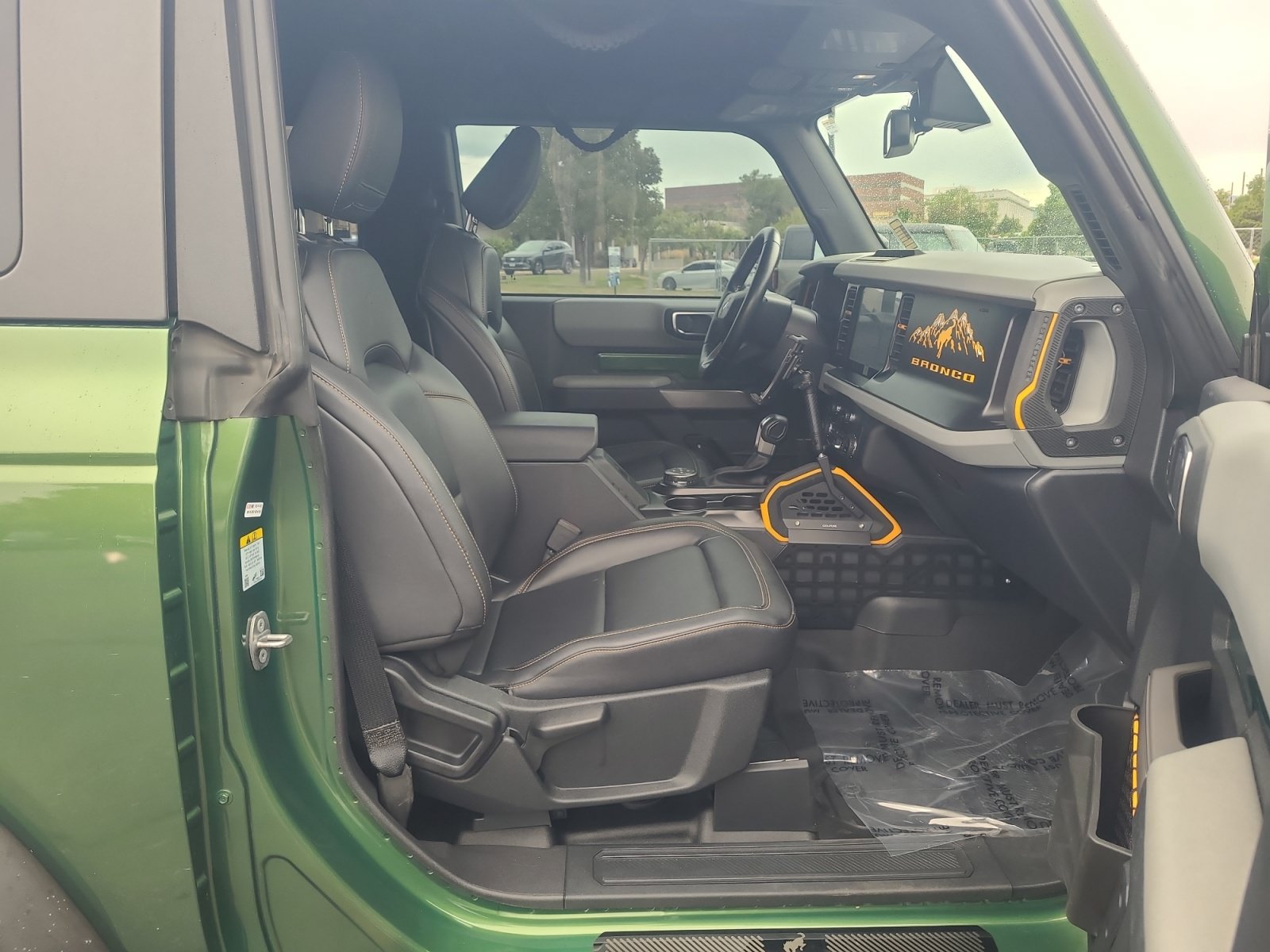 Certified 2023 Ford Bronco Badlands w/ Sasquatch Package AWD/4WD image 19