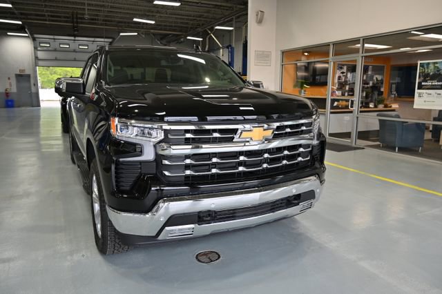 New 2026 Chevrolet Silverado 1500 LTZ AWD/4WD image 3