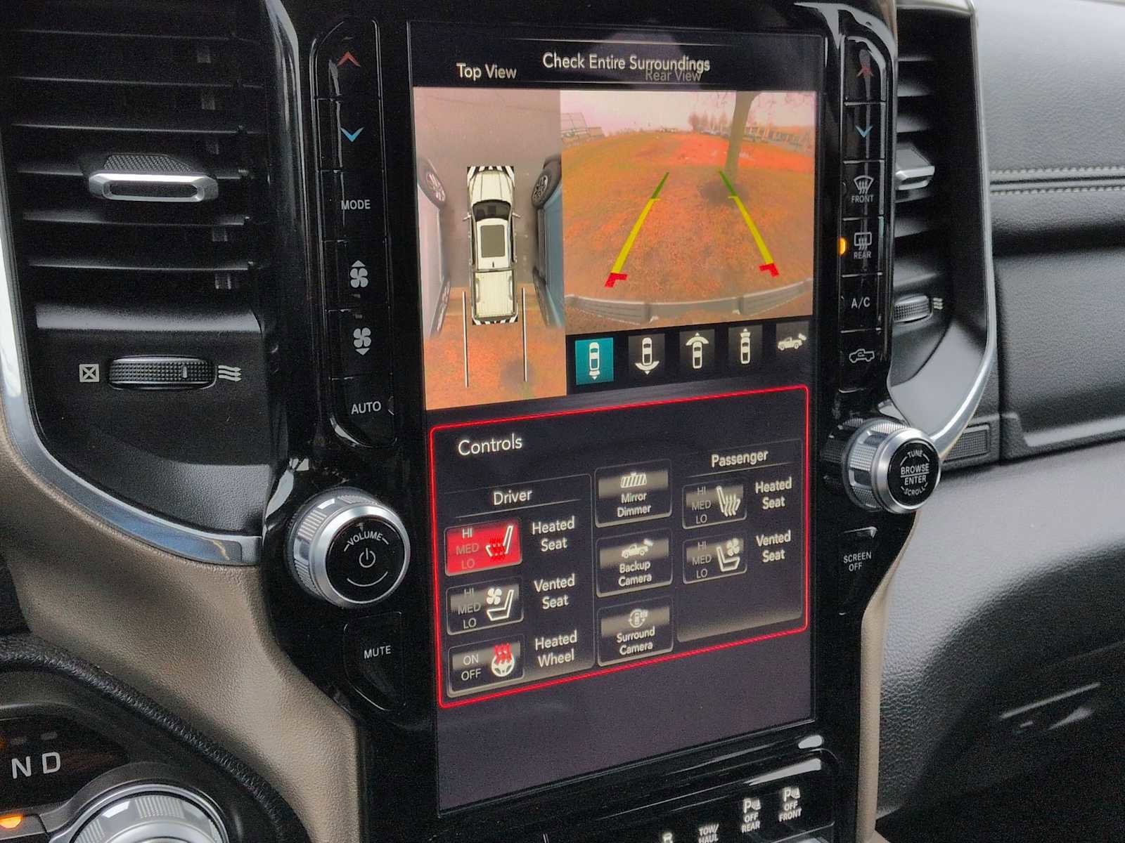 Used 2019 RAM 1500 Laramie image 32