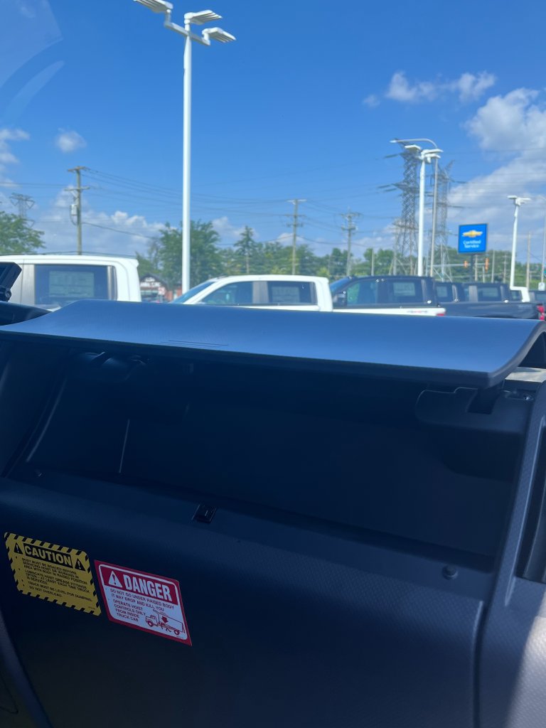 Used 2025 Chevrolet Low Cab Forward RWD image 21