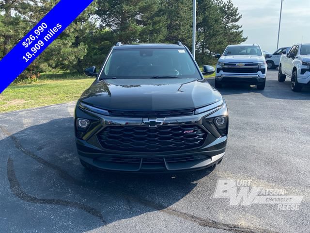 Used 2025 Chevrolet TrailBlazer RS w/ Convenience Package AWD/4WD image 11