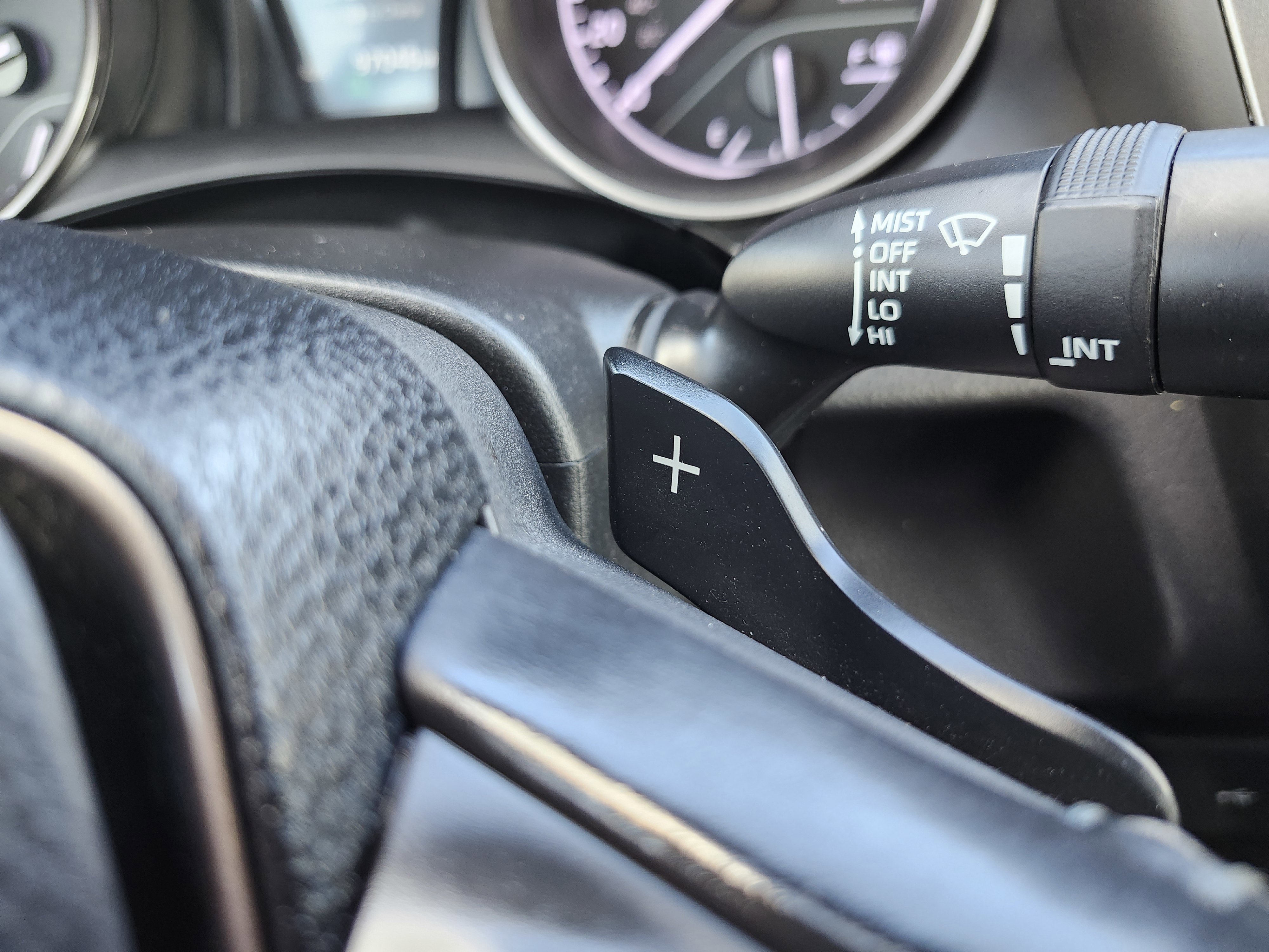 Used 2022 Toyota Camry SE FWD image 9