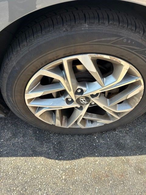 Used 2021 Hyundai Sonata SEL w/ Convenience Package FWD image 16