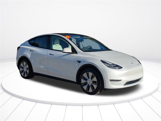 Used 2023 Tesla Model Y Long Range video 2