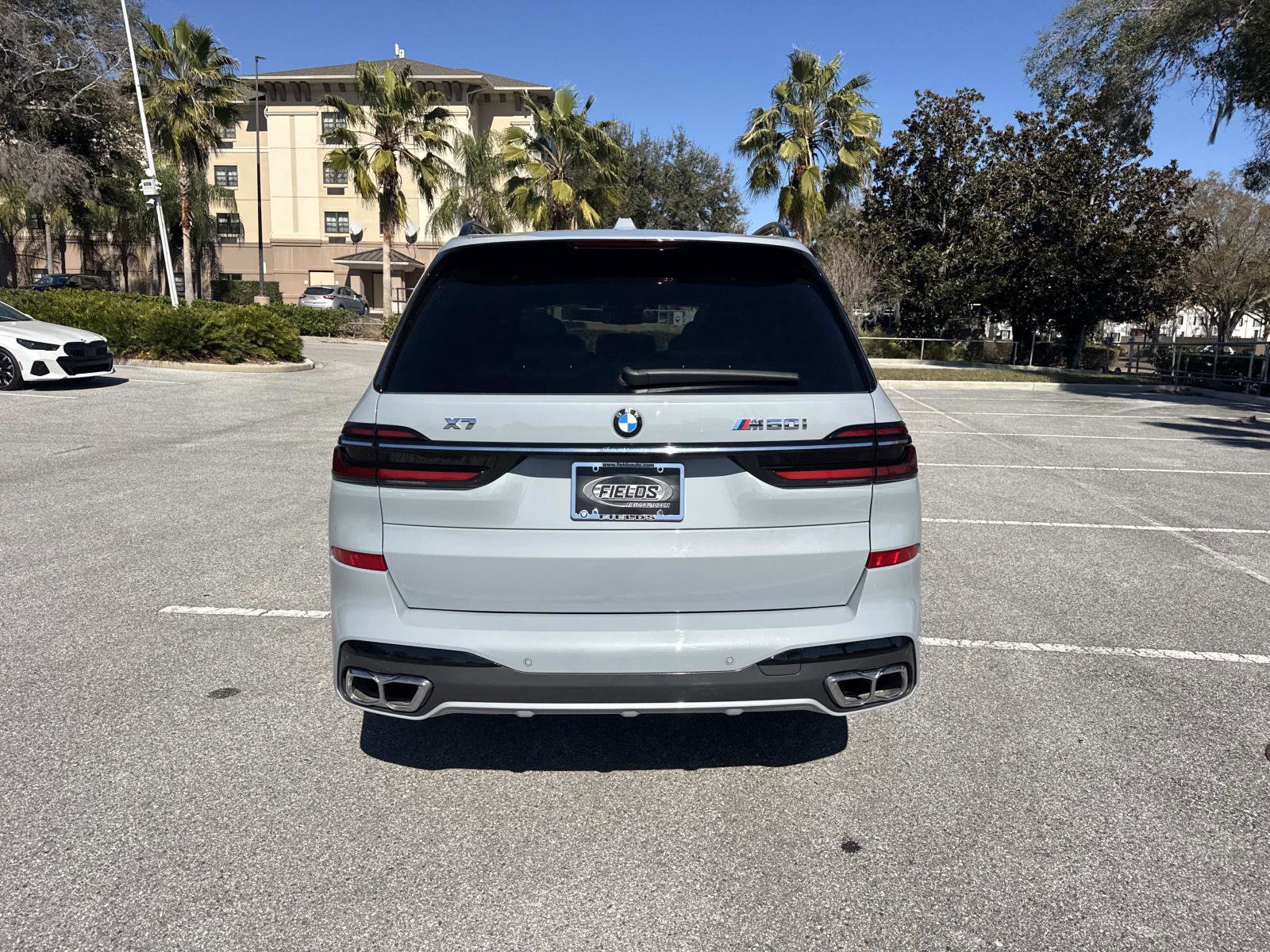 Used 2024 BMW X7 M60i image 5