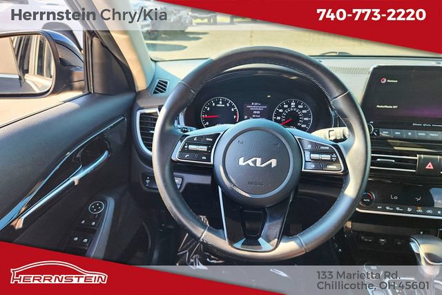 Used 2022 Kia Seltos EX AWD/4WD image 7