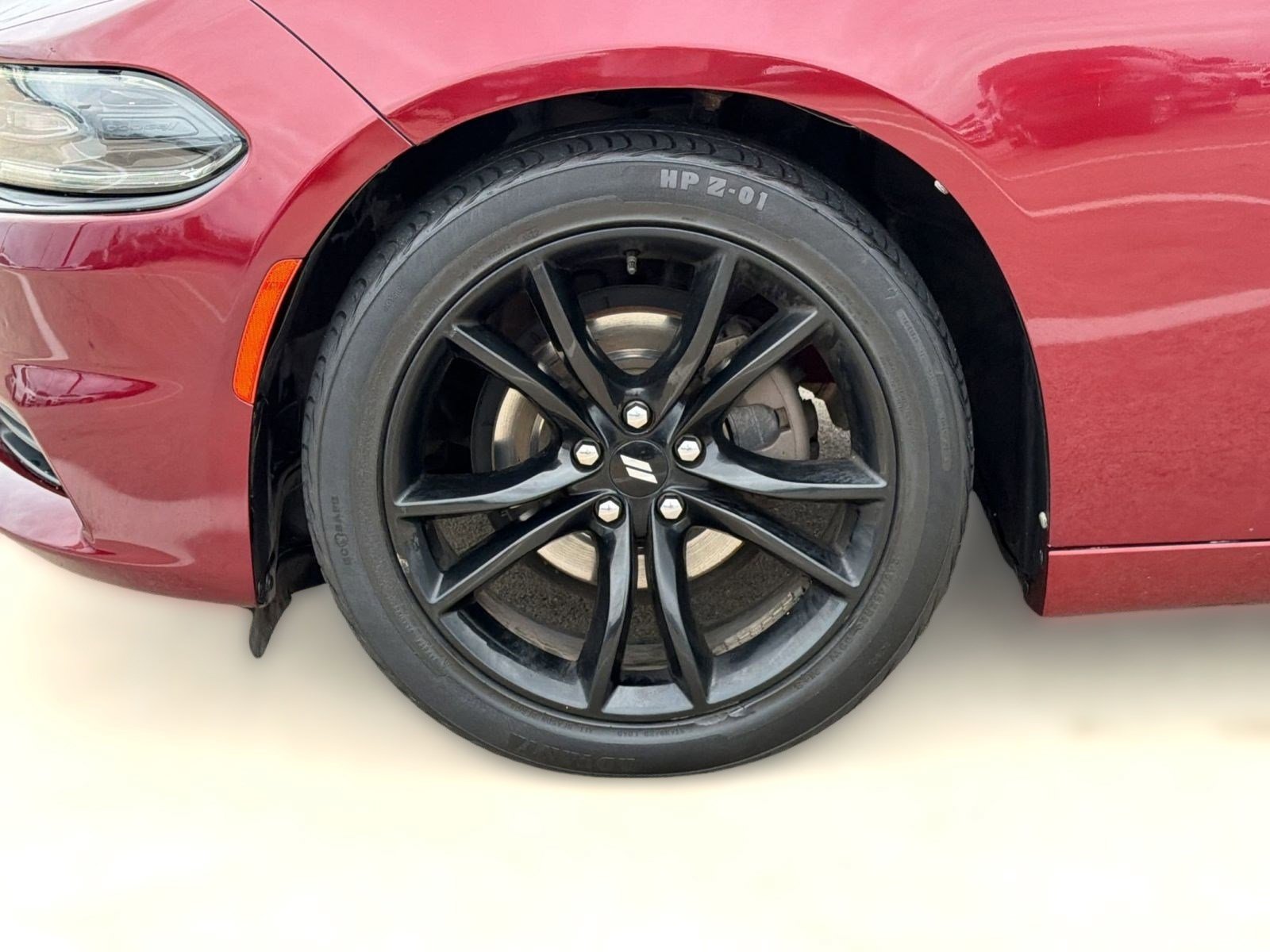 Used 2018 Dodge Charger SXT w/ Blacktop Package RWD image 12