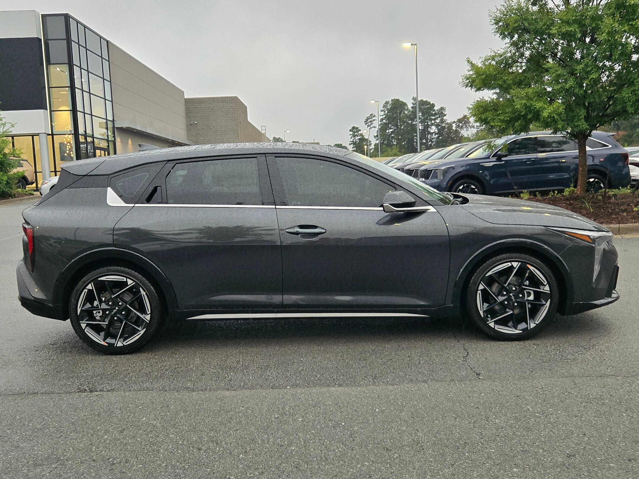 New 2026 Kia K4 EX w/ GT-Line Premium Package FWD image 8