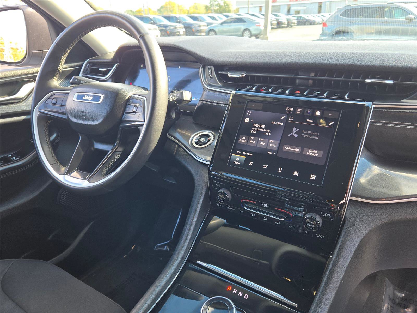 Certified 2023 Jeep Grand Cherokee L Laredo image 8