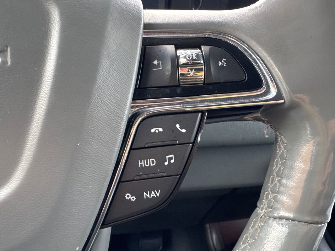 Used 2019 Lincoln Navigator L Reserve w/ Cargo Package AWD/4WD image 29