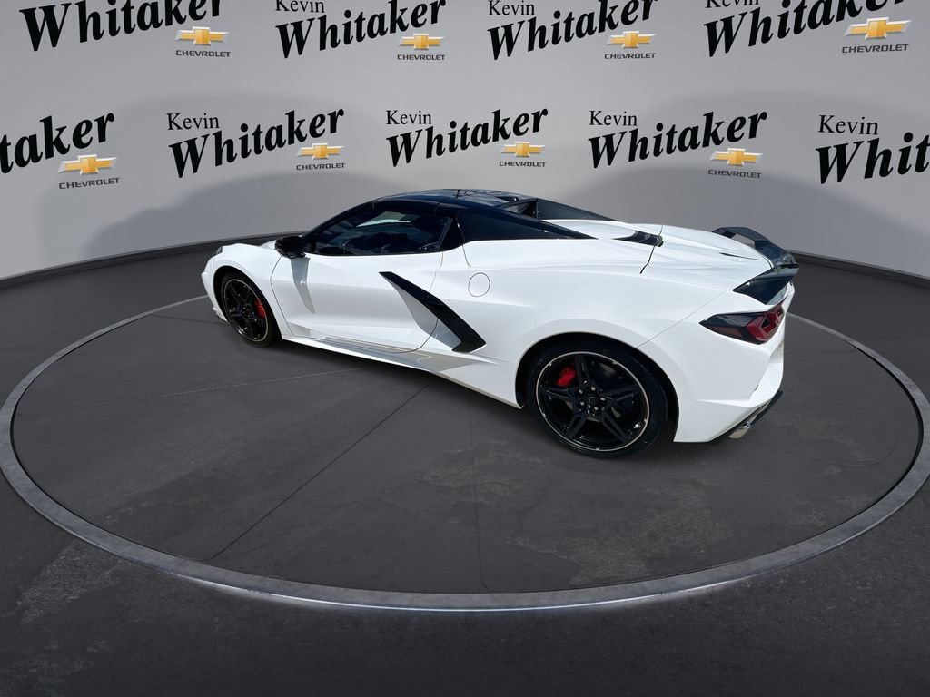 Used 2023 Chevrolet Corvette Stingray Premium Conv w/ Z51 Performance Package RWD image 6