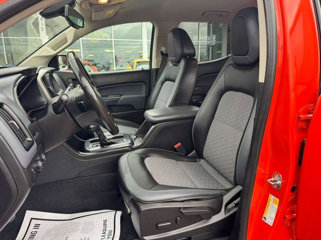 Used 2019 Chevrolet Colorado Z71 image 11