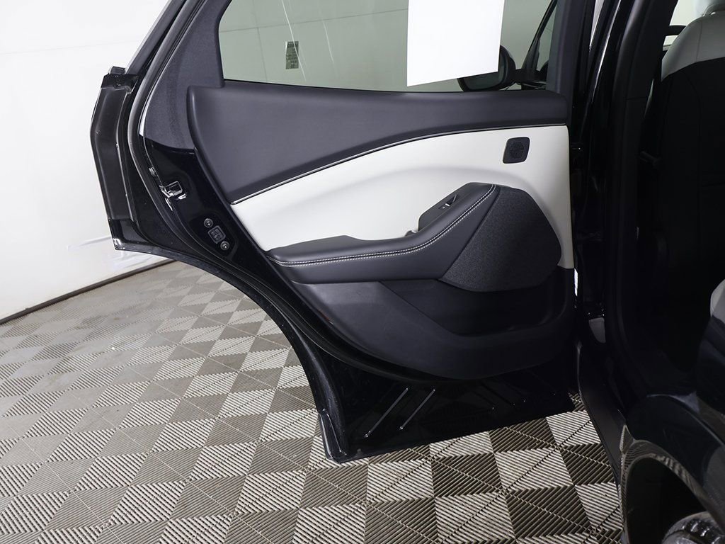 Used 2025 Ford Mustang Mach-E Premium image 23