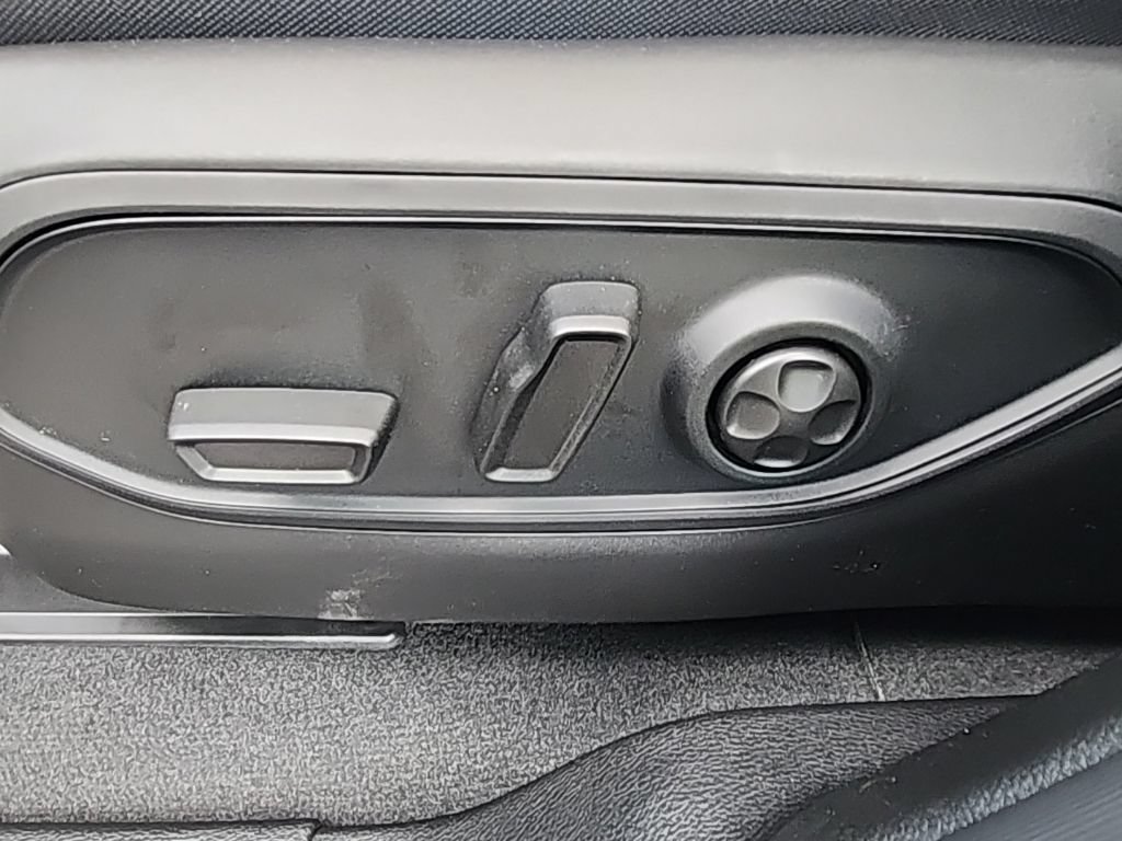 New 2026 Jeep Grand Cherokee Laredo X RWD image 21