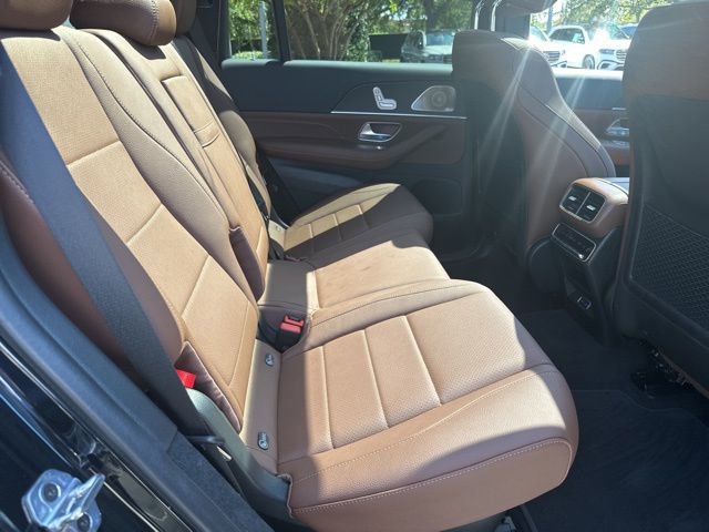 Used 2025 Mercedes-Benz GLS 450 4MATIC image 28
