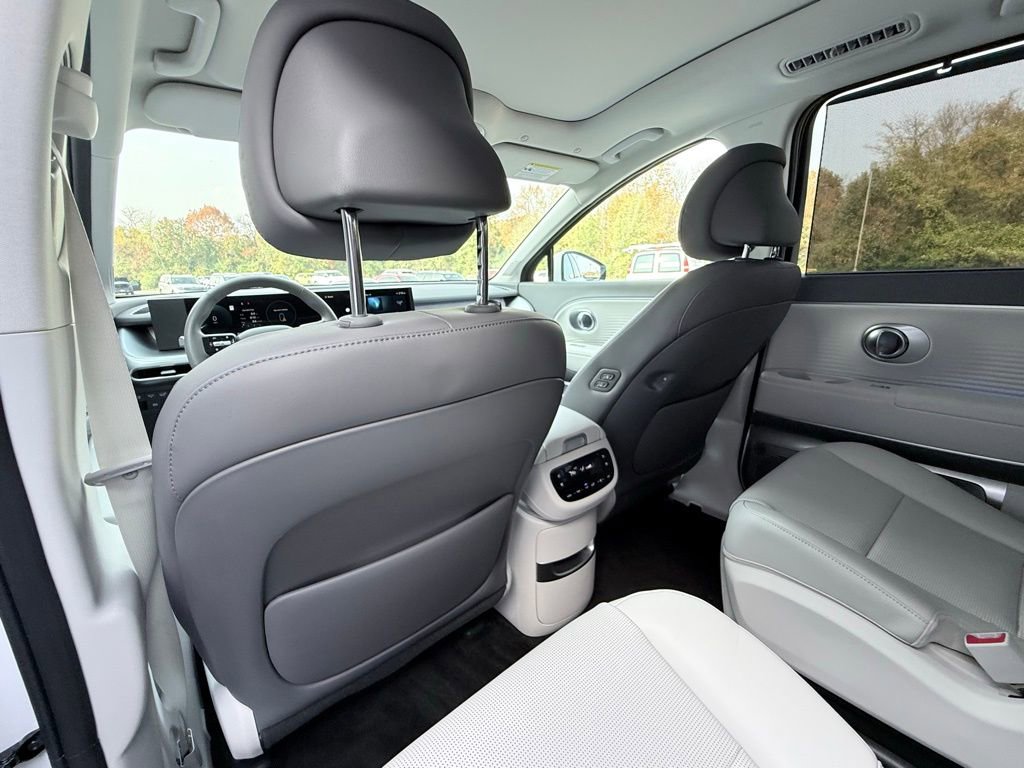 New 2026 Hyundai Ioniq 9 Limited image 23