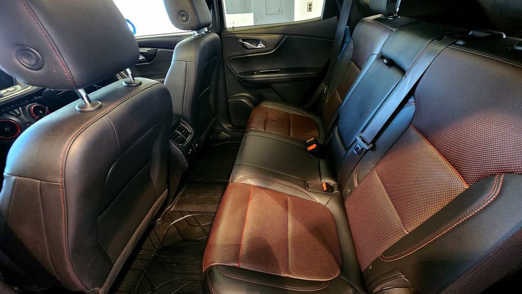 Used 2019 Chevrolet Blazer RS w/ Sun and Wheels Package AWD/4WD image 46