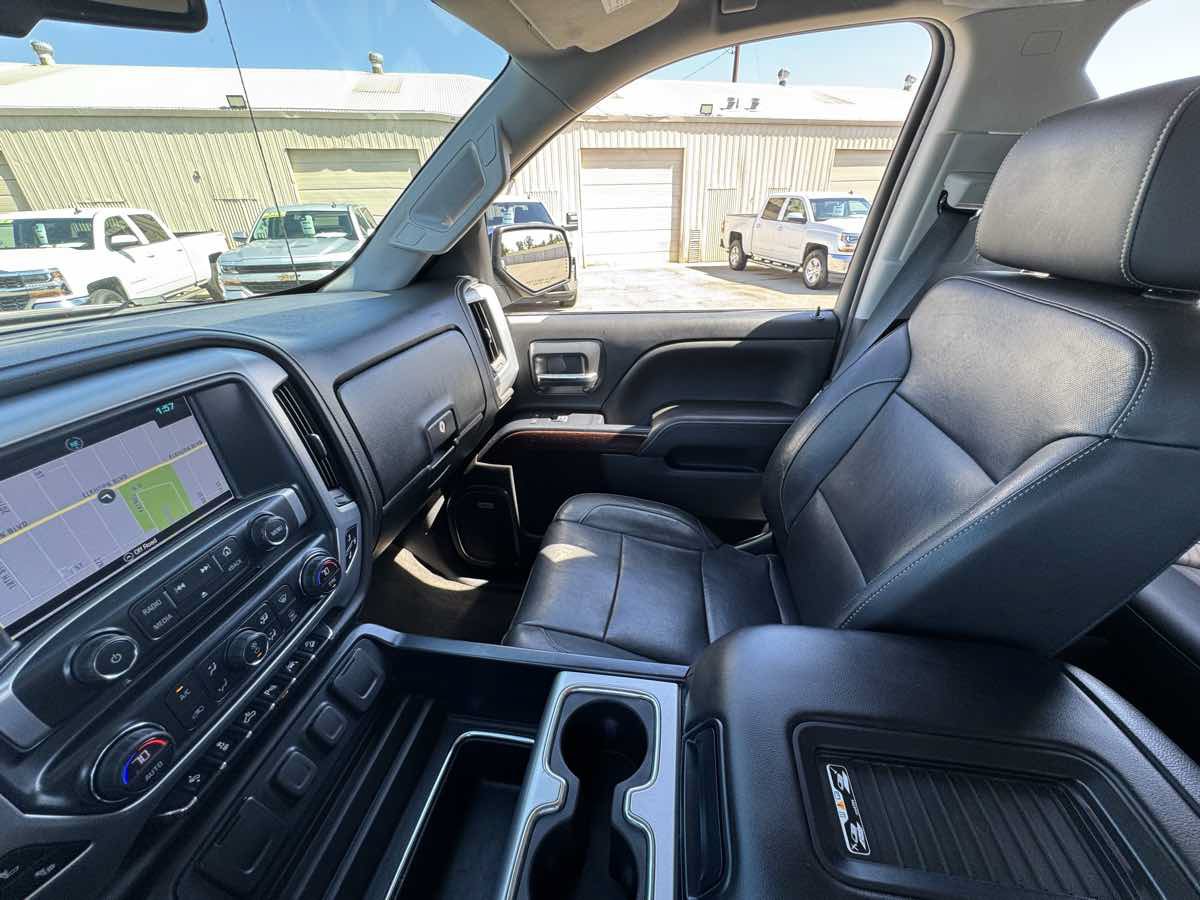 Used 2018 GMC Sierra 1500 SLT AWD/4WD image 33