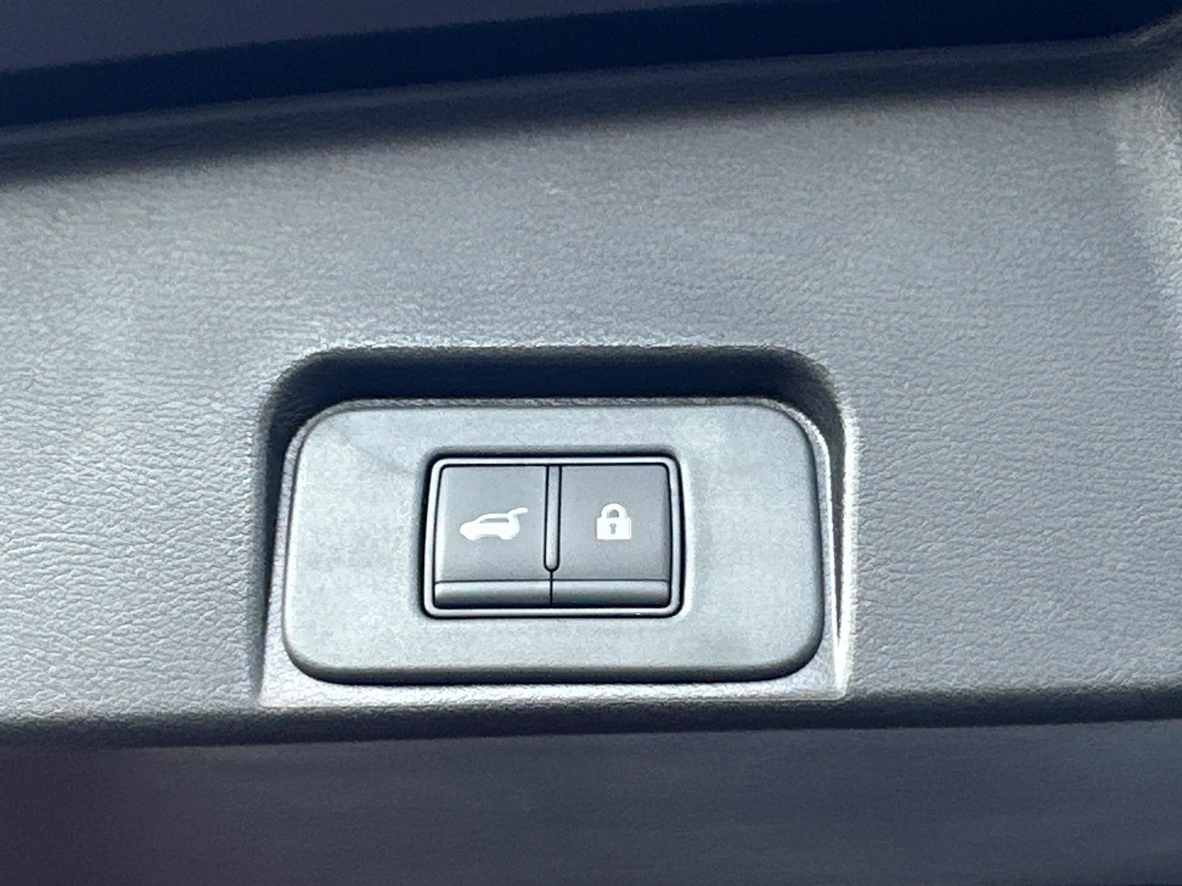 New 2026 Nissan Rogue SV w/ Cold Weather Package AWD/4WD image 19
