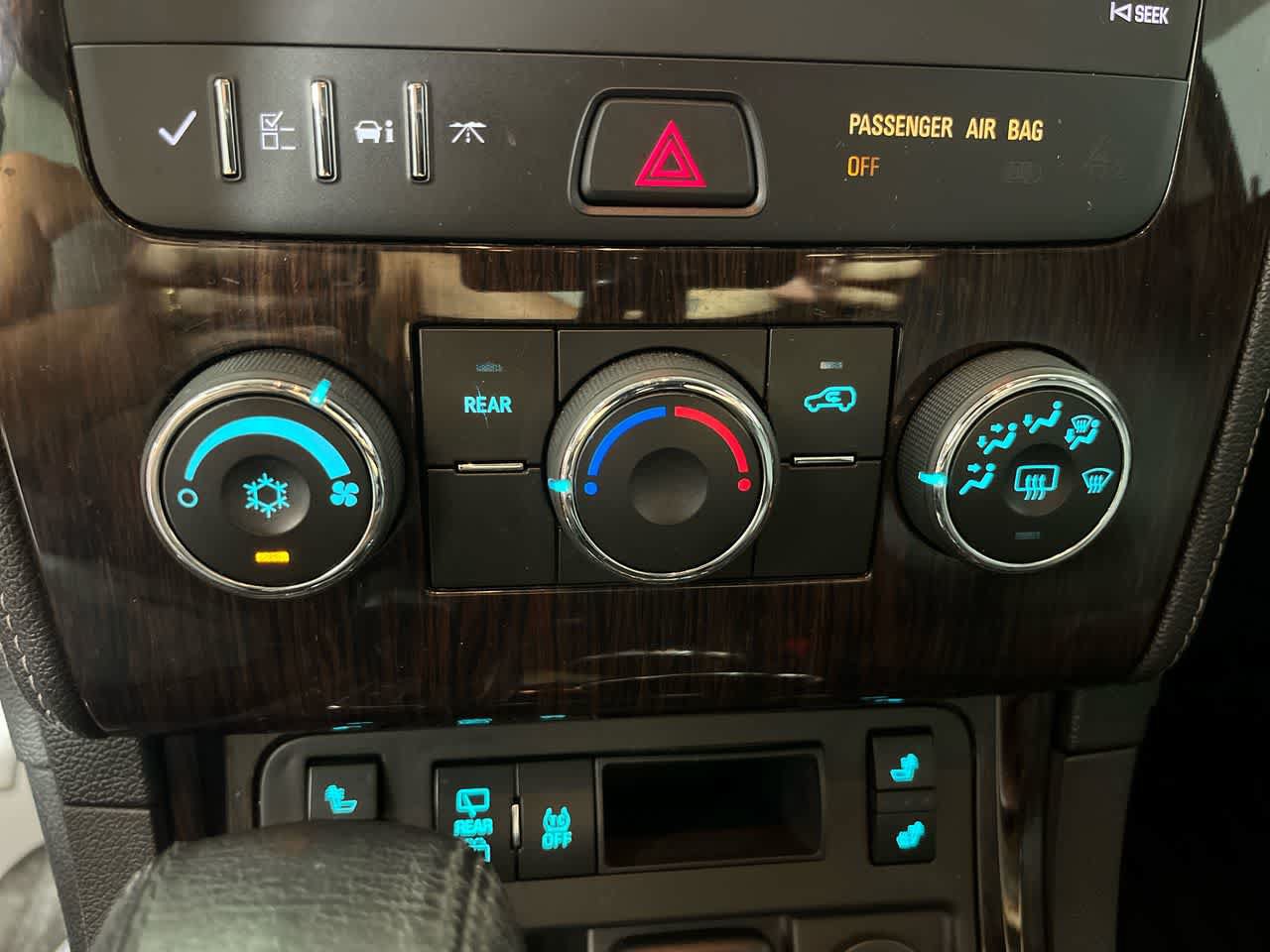 Used 2017 Chevrolet Traverse LT w/ Style and Technology Package FWD image 20