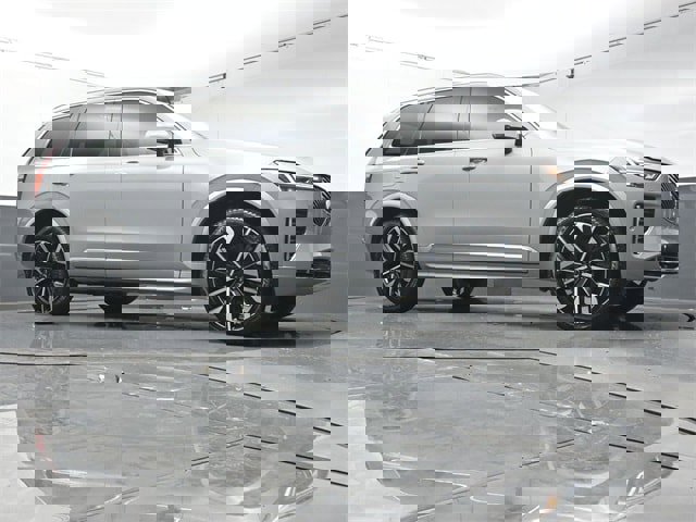 Used 2026 Volvo XC90 B6 Plus w/ Protection Package Premier AWD/4WD image 33