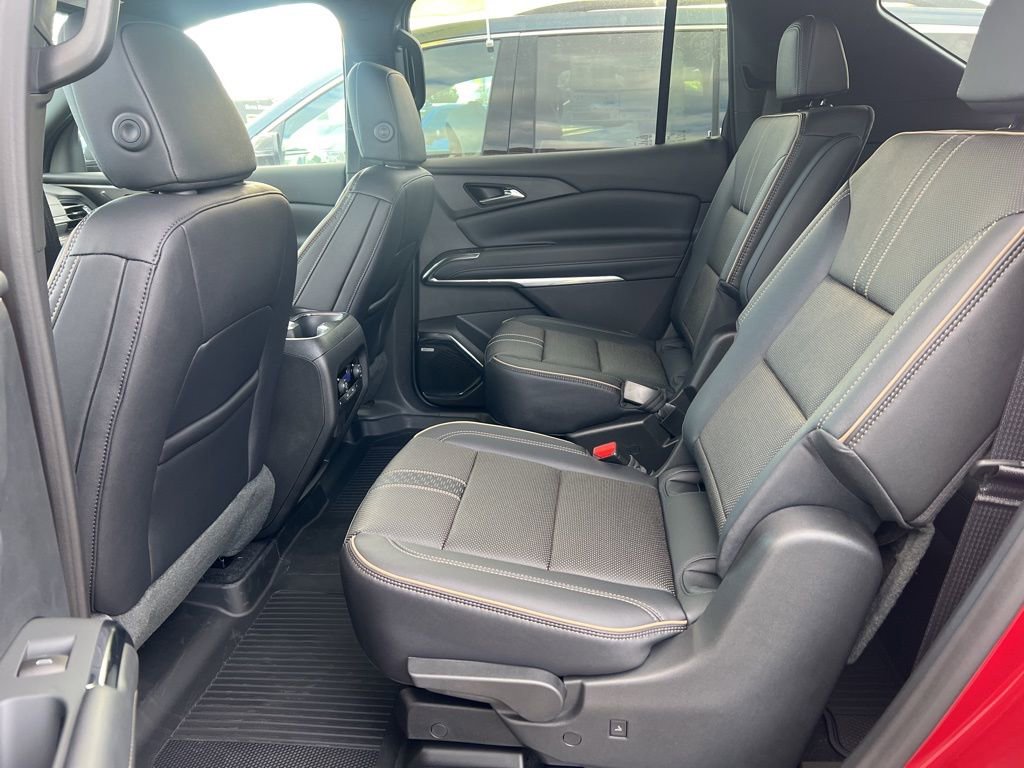 New 2026 Chevrolet Traverse High Country w/ LPO, Floor Liner Package image 23