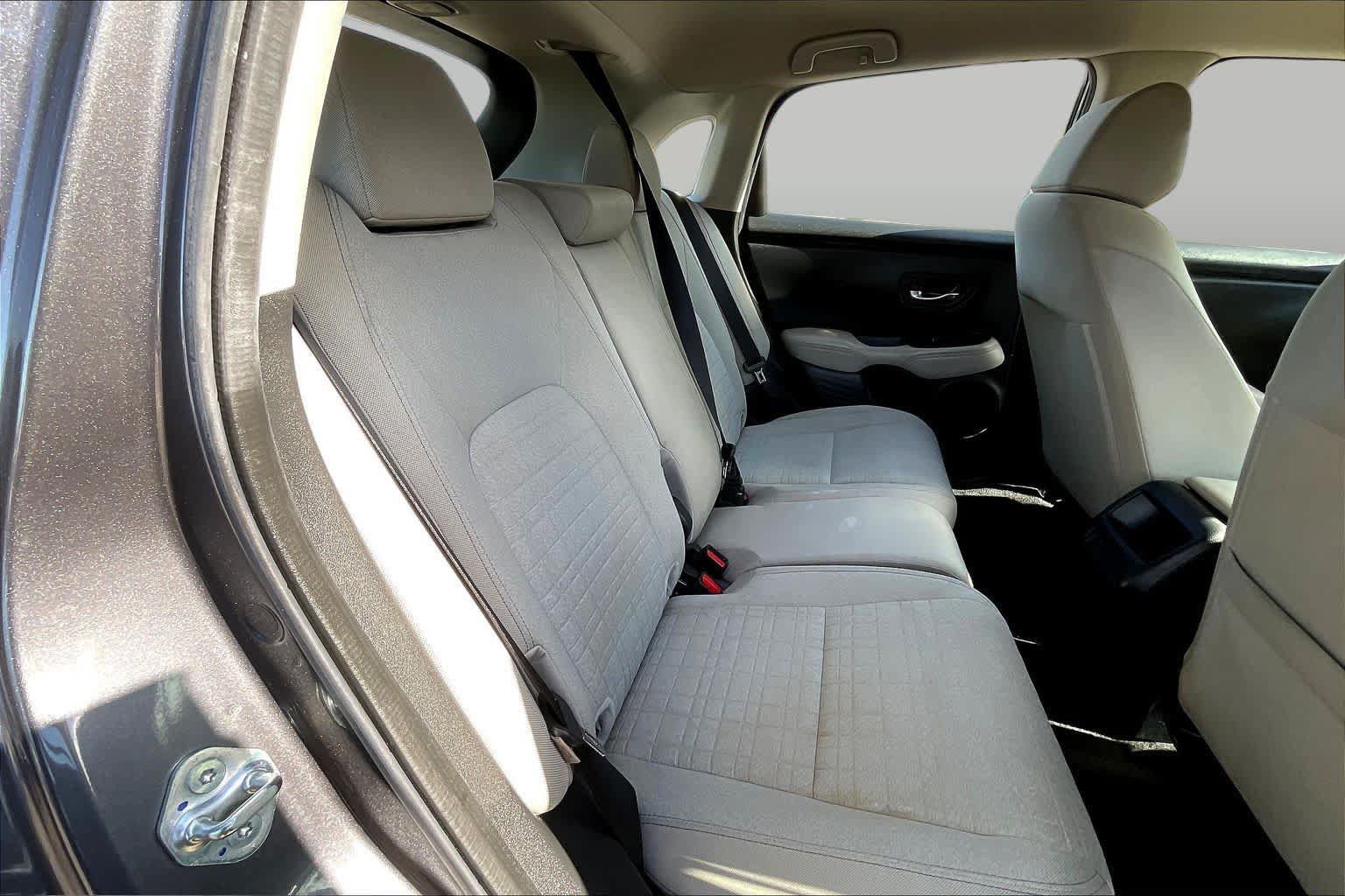 Used 2023 Honda HR-V LX image 20