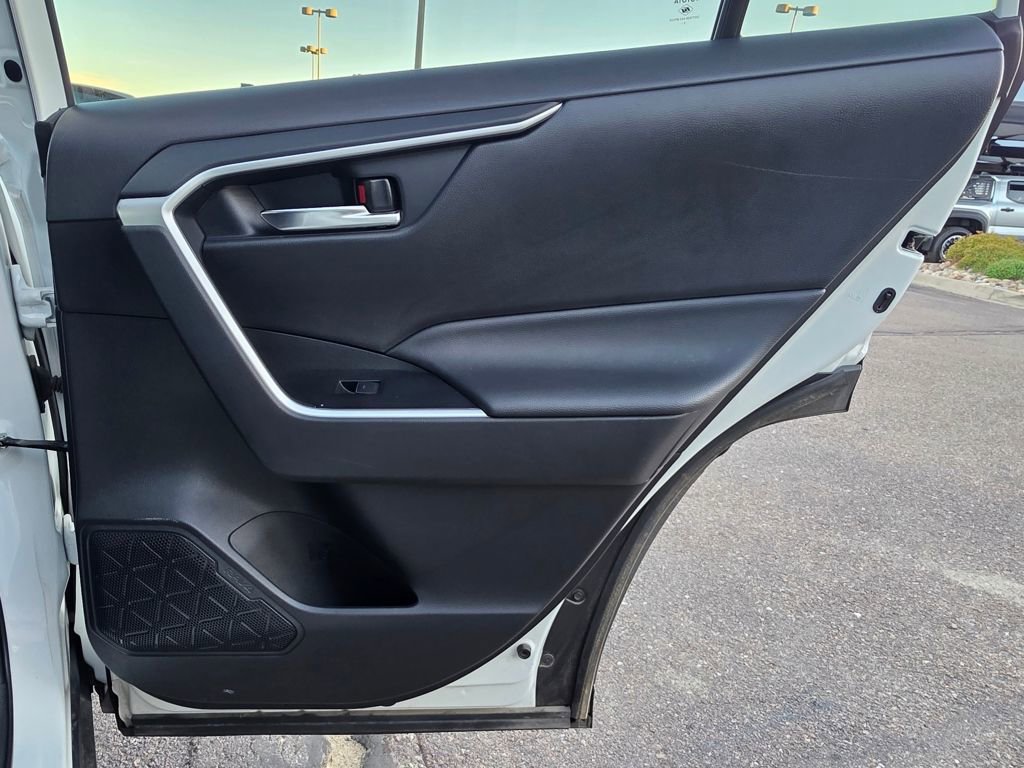 Used 2024 Toyota RAV4 XLE image 31