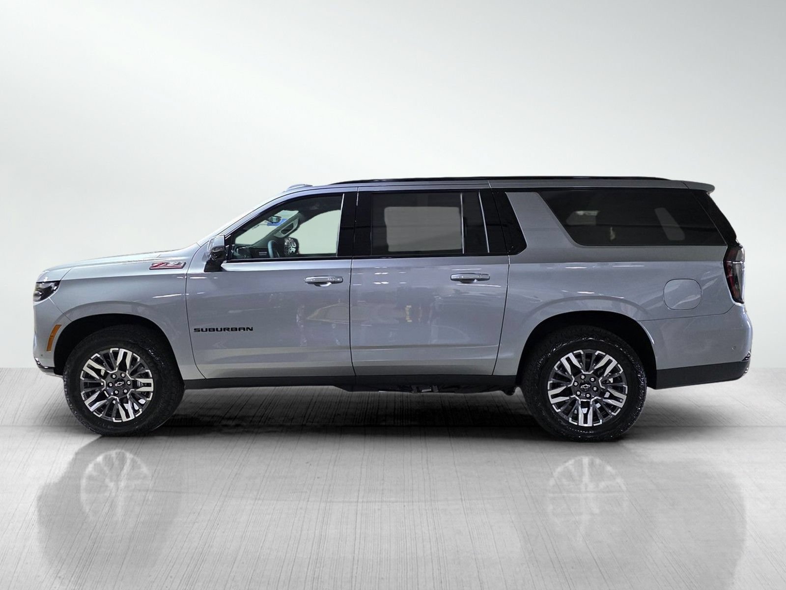 New 2026 Chevrolet Suburban Z71 w/ Z71 Off-Road Package AWD/4WD image 4