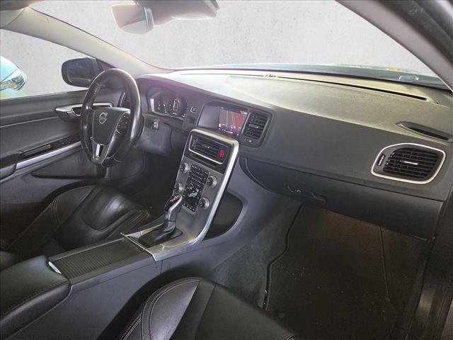 Used 2018 Volvo V60 T5 Dynamic w/ Vision Package AWD/4WD image 19