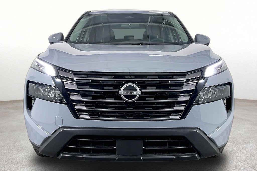 New 2026 Nissan Rogue SV w/ Cold Weather Package FWD image 3