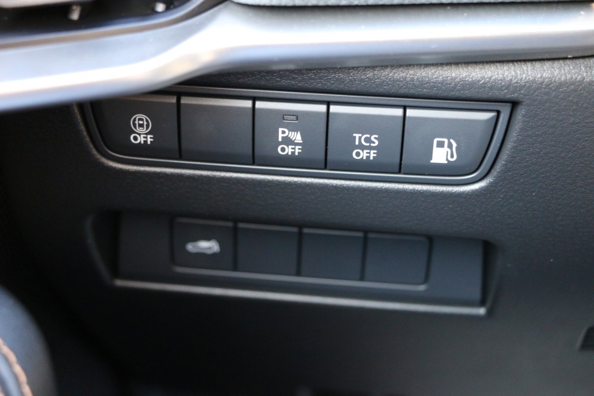 Used 2025 MAZDA CX-90 Plug-In Hybrid w/ Preferred image 19