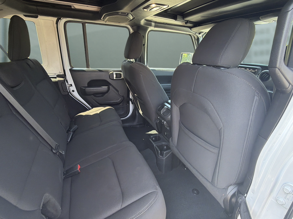 Used 2022 Jeep Wrangler Unlimited Sport w/ Sun And Sound Package AWD/4WD image 15