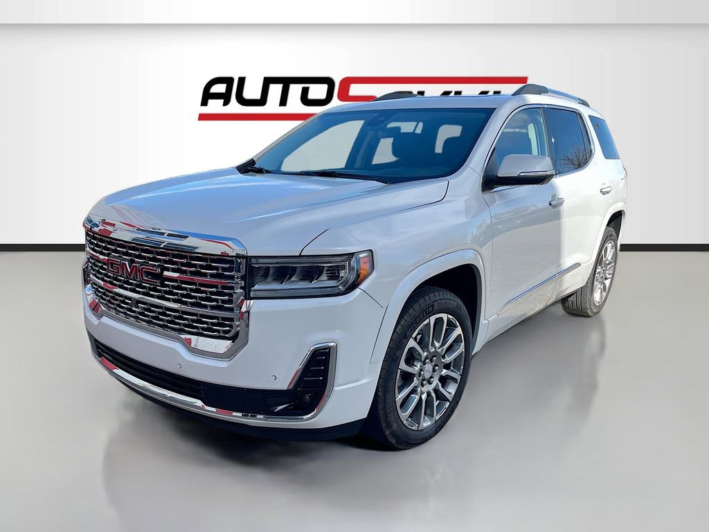 Used 2023 GMC Acadia Denali w/ Denali Technology Package image 3