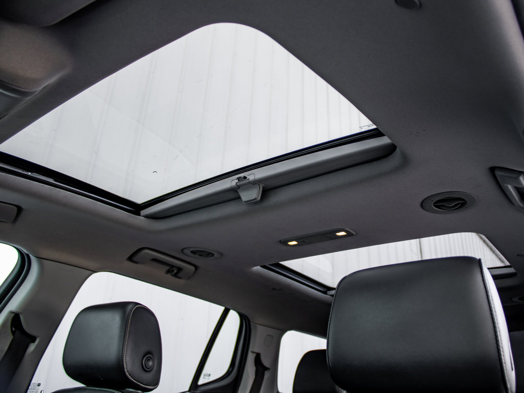 Used 2018 GMC Acadia SLT image 23