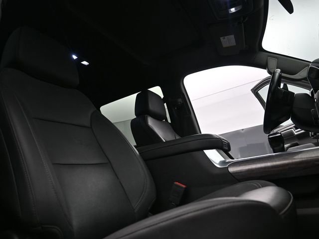 Used 2023 Chevrolet Silverado 1500 LTZ w/ LTZ Convenience Package II AWD/4WD image 28