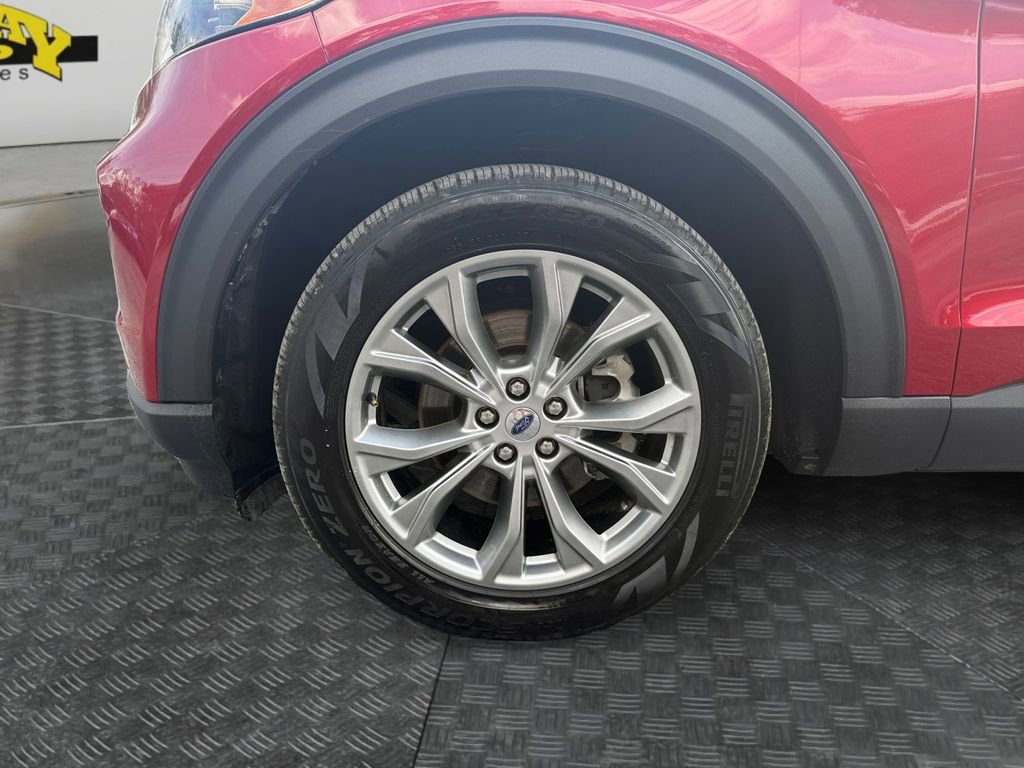 Used 2023 Ford Explorer Limited image 14