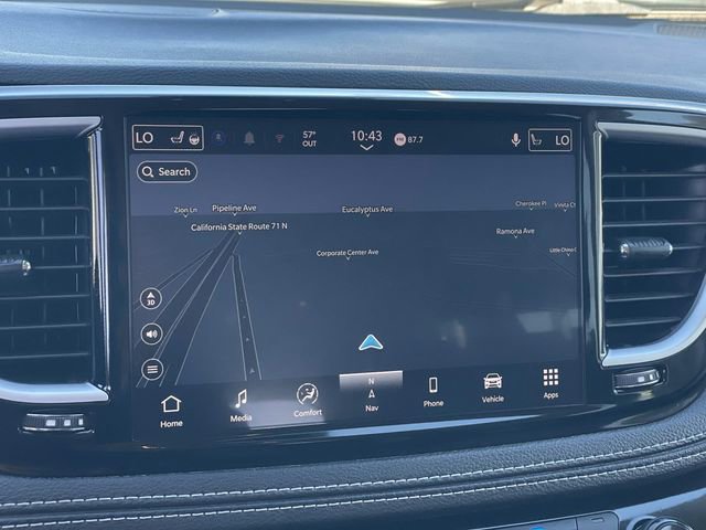 Used 2023 Chrysler Pacifica Limited image 12