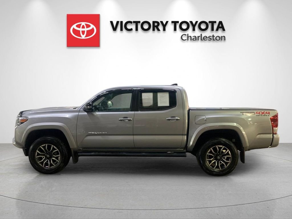 Used 2020 Toyota Tacoma TRD Sport AWD/4WD image 2
