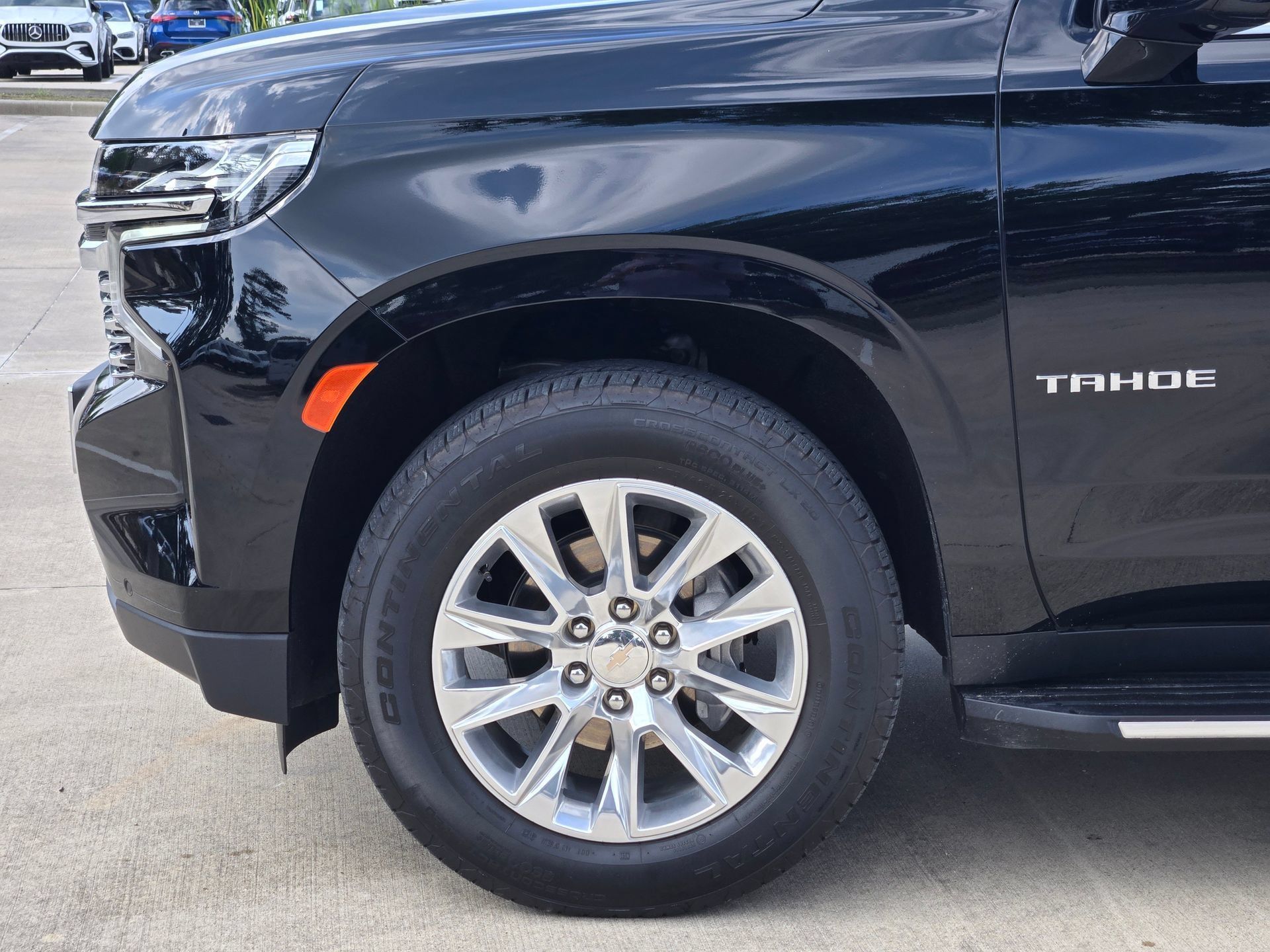 Used 2024 Chevrolet Tahoe Premier w/ Premium Package RWD image 10