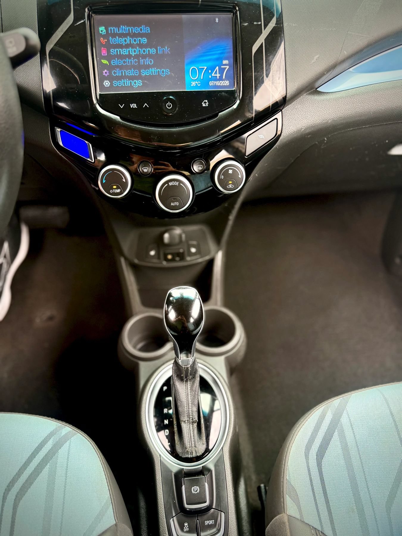 Used 2015 Chevrolet Spark LT FWD image 19