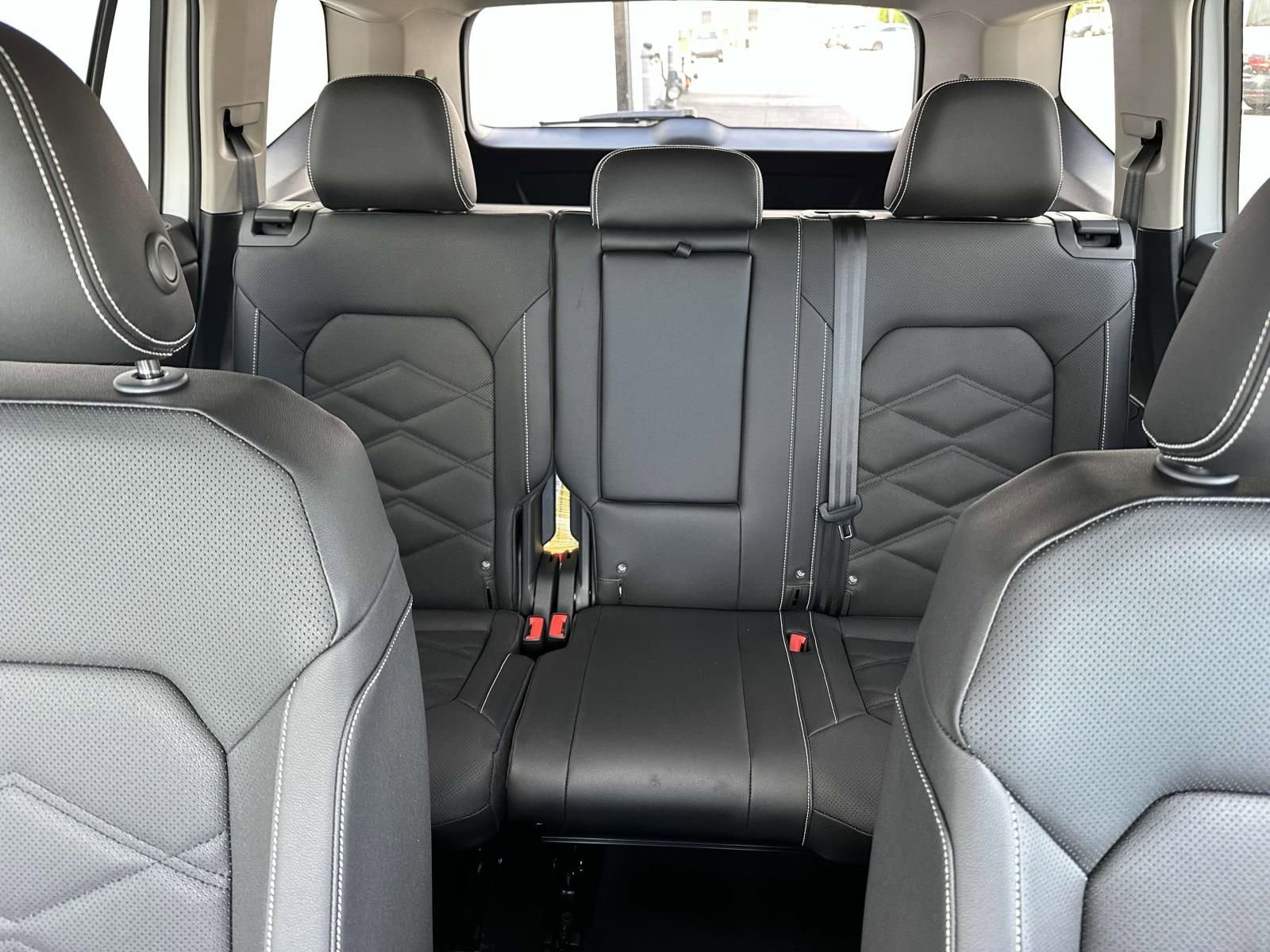 New 2026 Volkswagen Atlas SE image 13