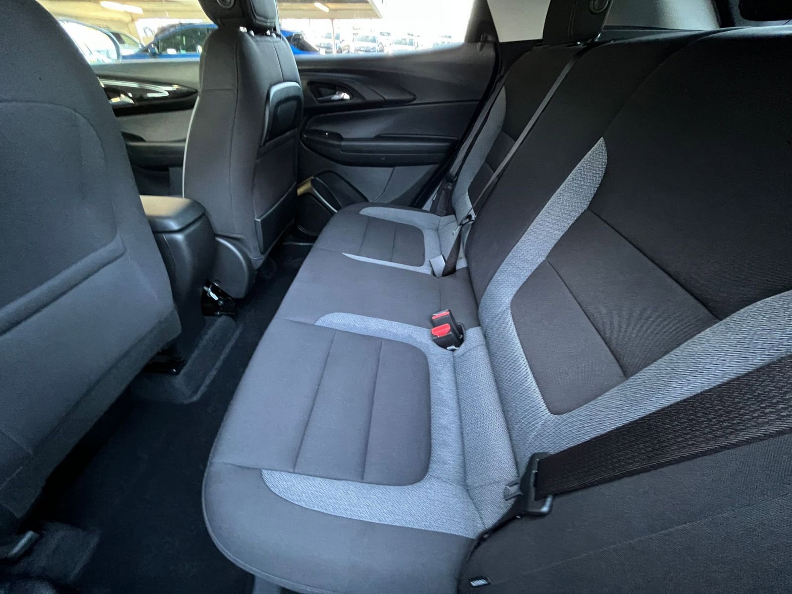 Used 2025 Chevrolet TrailBlazer LT FWD image 27