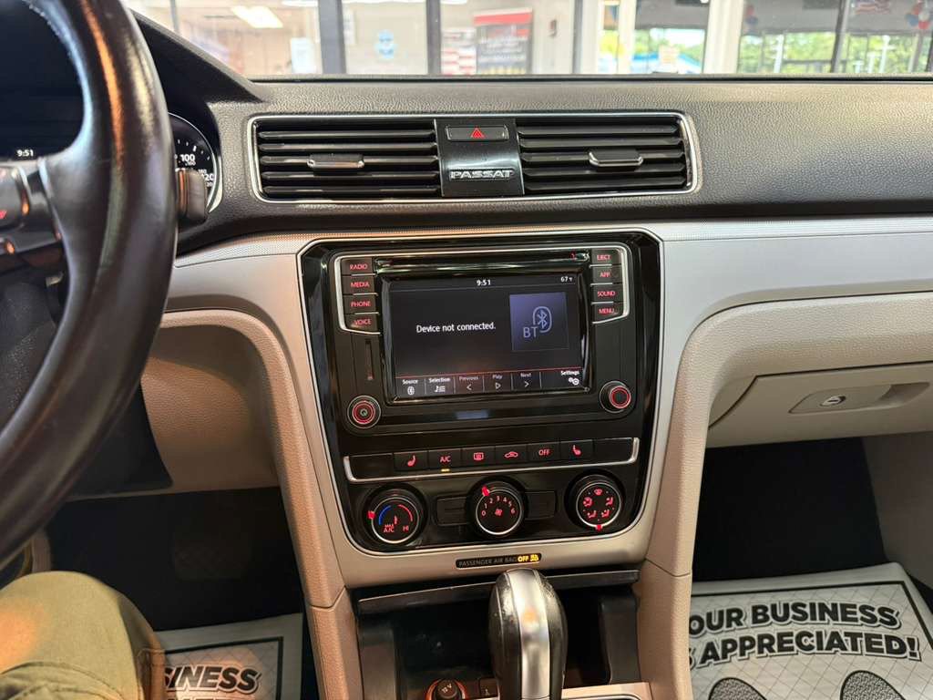Used 2019 Volkswagen Passat 2.0T Wolfsburg FWD image 13