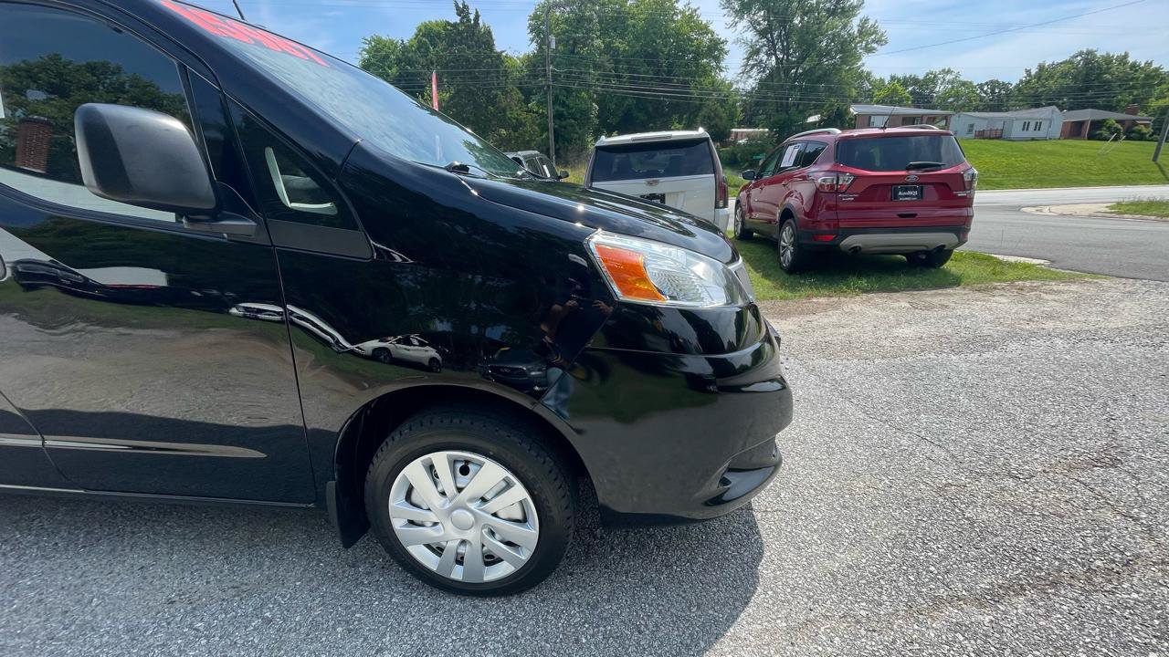 Used 2020 Nissan NV200 S FWD image 12